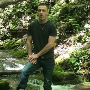 Meet your Posher, Justin